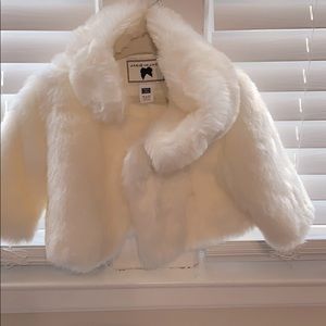 Faux fur cropped jacket